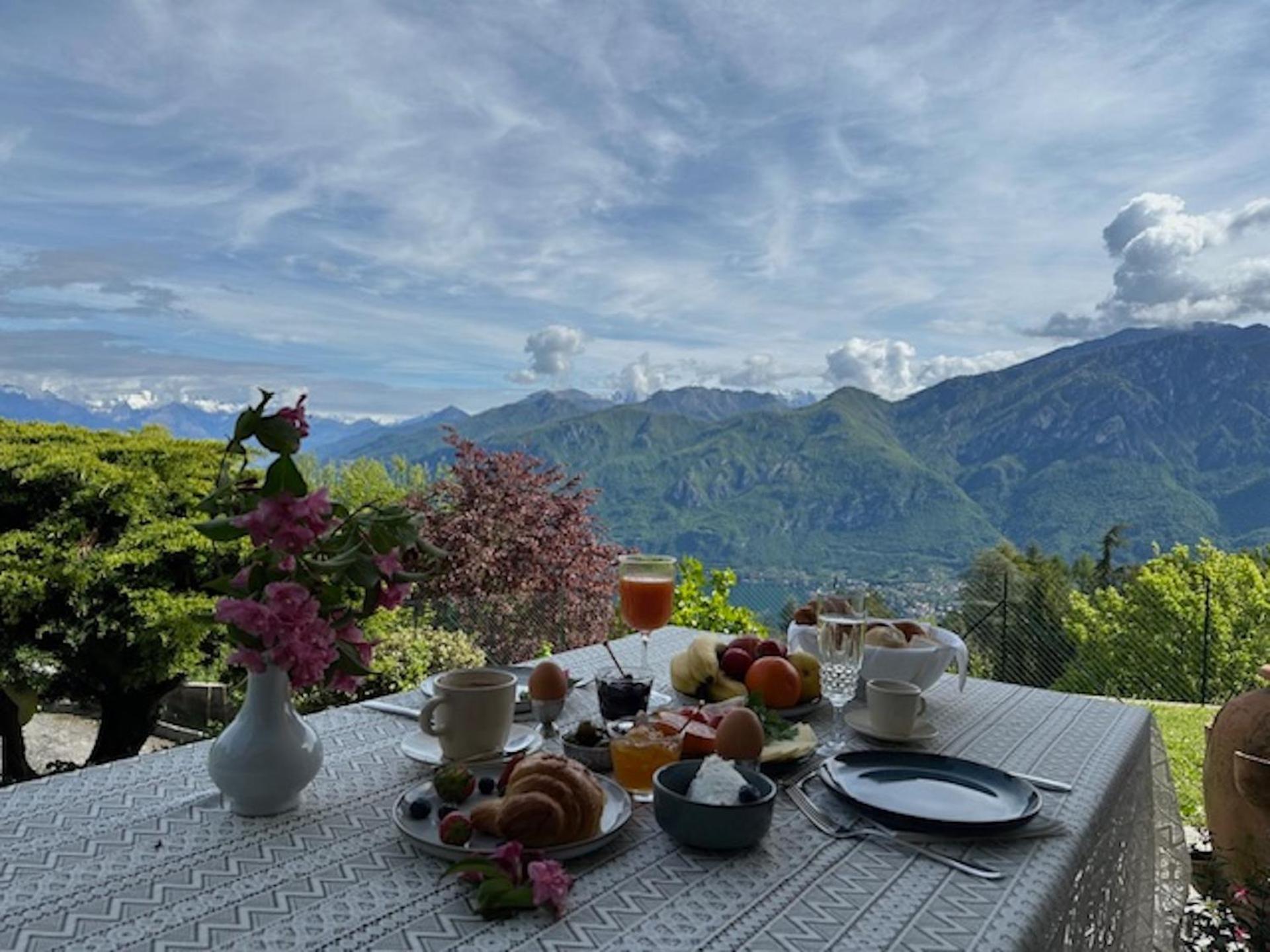 Villa D'Alba Guest House Чивенна Экстерьер фото